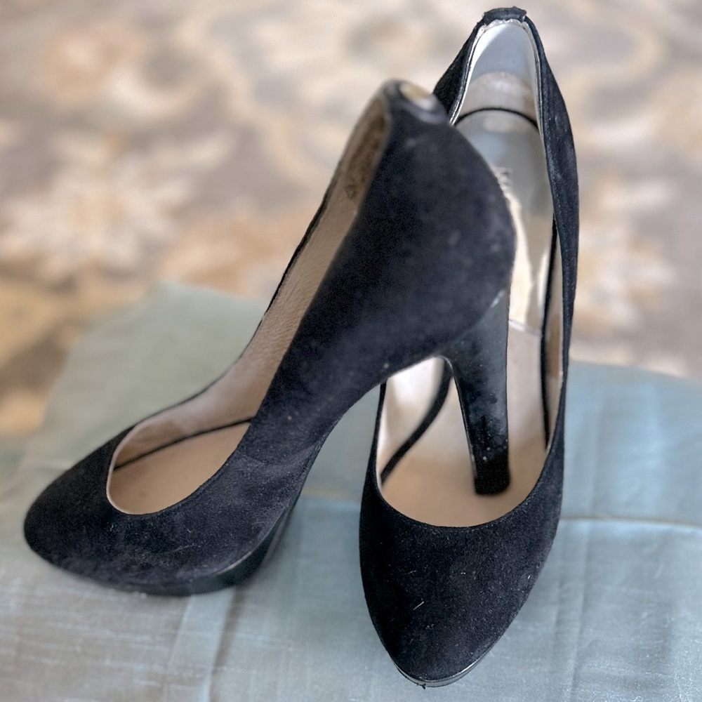 Michael Kors - Black Pumps
